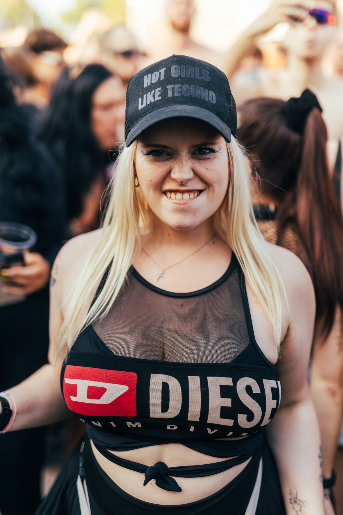 Loading... just a sec